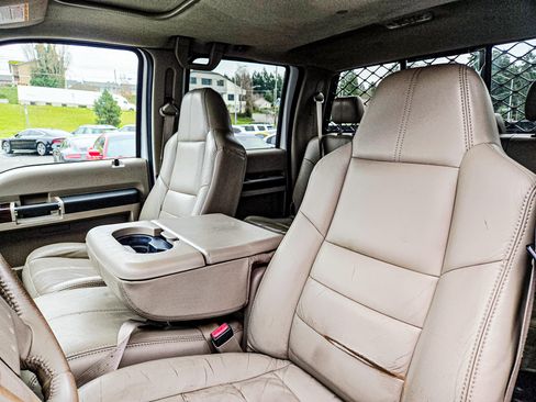 Used 2008 Ford F250 Lariat image 10