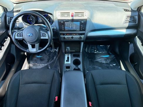 Used 2016 Subaru Outback 2.5i Premium AWD/4WD image 16