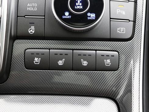 Used 2023 Hyundai Santa Fe Limited image 27