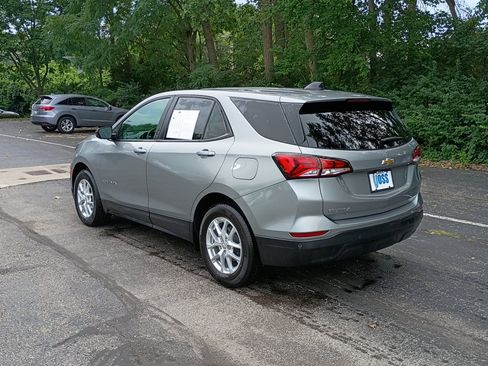 Used 2024 Chevrolet Equinox LS w/ LS Convenience Package FWD image 5