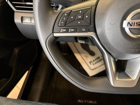 Used 2019 Nissan Altima 2.5 S FWD image 10