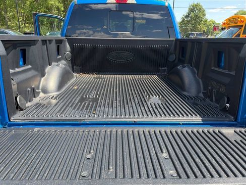 Used 2019 Ford F150 XLT w/ Equipment Group 302A Luxury AWD/4WD image 14
