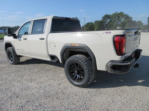 New 2026 GMC Sierra 2500 Pro AWD/4WD image 11