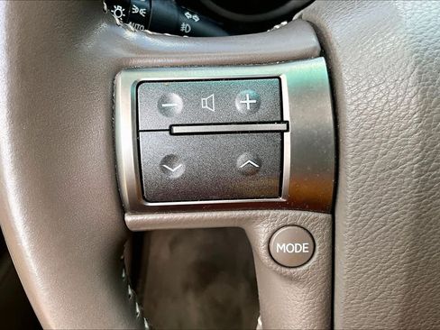Used 2013 Lexus GX 460 w/ Comfort Plus Pkg AWD/4WD image 21