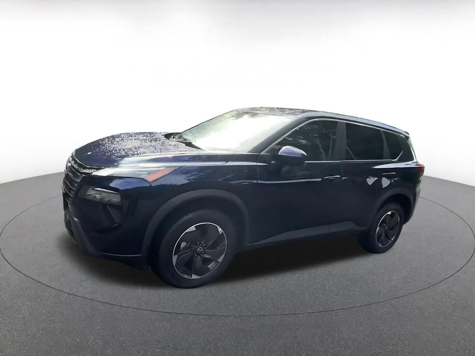 Used 2025 Nissan Rogue SV AWD/4WD image 7