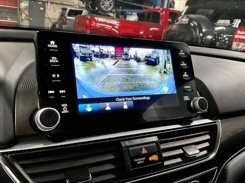 Used 2022 Honda Accord Sport image 26