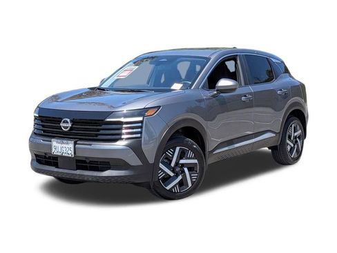 Used 2025 Nissan Kicks SV w/ Illumination Package FWD image 1
