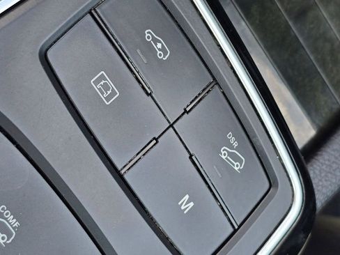 Used 2018 Mercedes-Benz GLE 43 AMG 4MATIC image 29