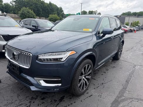 Used 2024 Volvo XC90 B5 Plus w/ Protection Package AWD/4WD image 1