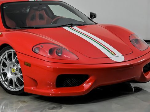 Used 2004 Ferrari 360 Challenge Stradale RWD image 3