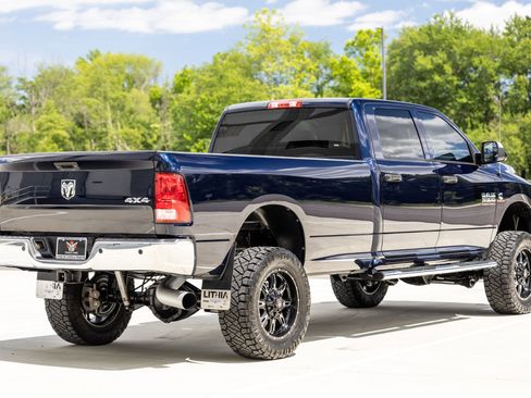 Used 2016 RAM 3500 Tradesman w/ Chrome Appearance Group AWD/4WD image 7