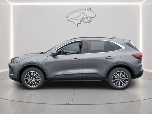 New 2024 Ford Escape SE w/ PHEV Premium Package image 2