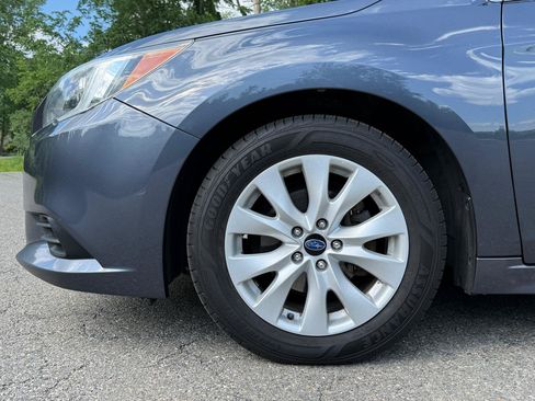 Used 2017 Subaru Legacy 2.5i Premium AWD/4WD image 8