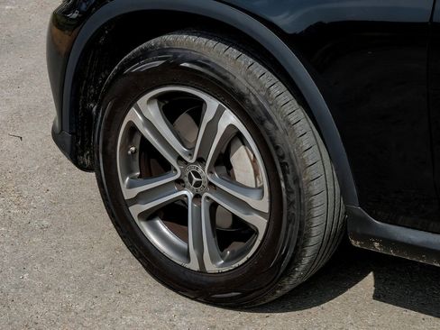 Used 2019 Mercedes-Benz GLC 300 image 60