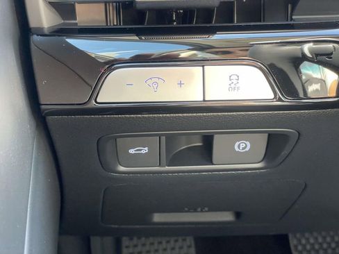 New 2026 Genesis G80 2.5T image 12