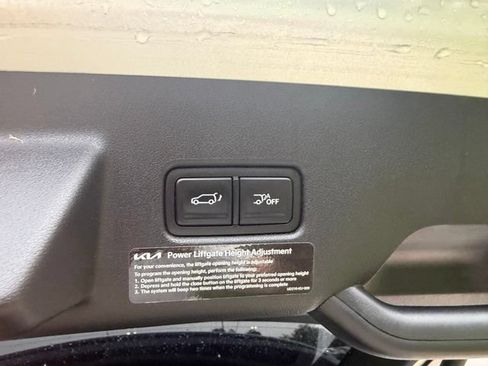 Used 2027 Kia Telluride S FWD image 4