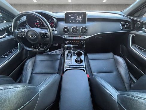 Used 2020 Kia Stinger GT-Line RWD image 25
