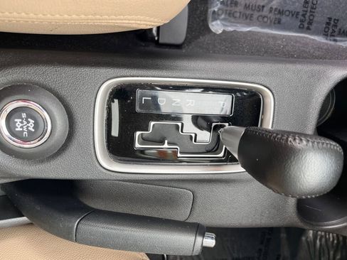 Used 2014 Mitsubishi Outlander GT image 20