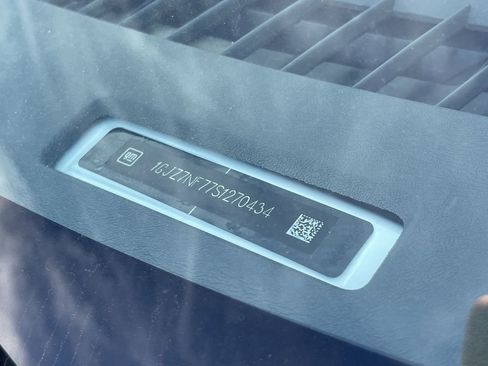 New 2025 GMC Savana 3500 LS image 34