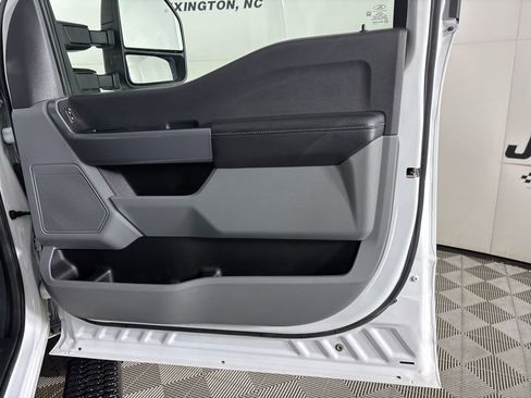 Used 2024 Ford F250 XLT w/ FX4 Off-Road Package image 26