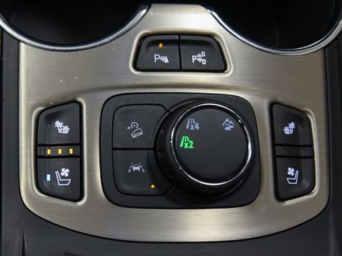 Used 2023 GMC Terrain Denali w/ Black Diamond Edition AWD/4WD image 47