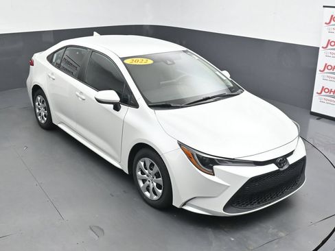 Used 2022 Toyota Corolla LE FWD image 24