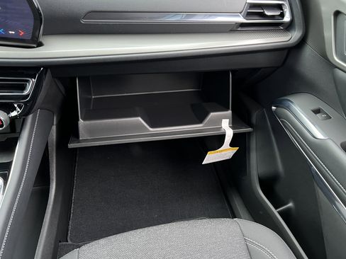 New 2026 Chevrolet Traverse LT w/ Sun and Wheel Package image 38