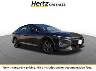 Used 2025 Kia K4 FWD video 1
