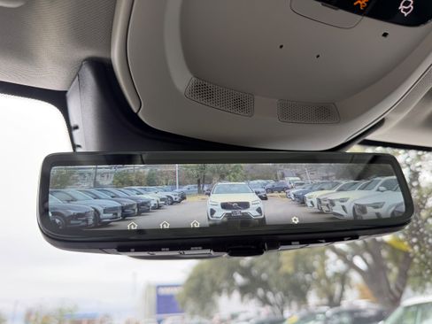 New 2026 Volvo XC60 B5 Ultra w/ Protection Package Premier image 17