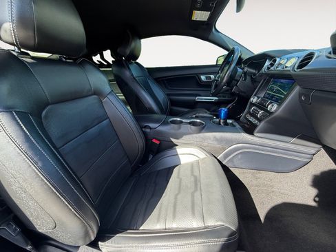 Used 2019 Ford Mustang GT Premium w/ GT Performance Package image 4