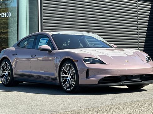 New 2026 Porsche Taycan image 10