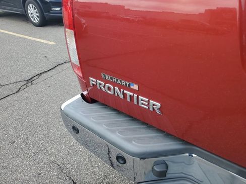 Used 2016 Nissan Frontier SV w/ SV Value Truck Package AWD/4WD image 27