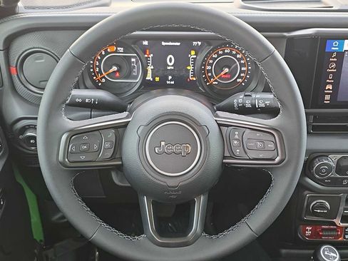 New 2026 Jeep Wrangler Unlimited Rubicon AWD/4WD image 21
