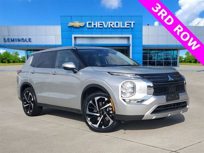 Used 2023 Mitsubishi Outlander SE
