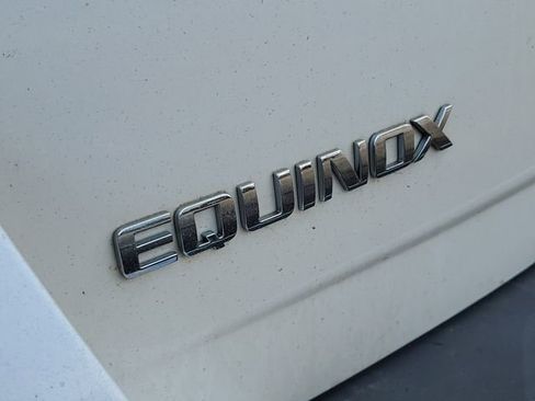 Used 2017 Chevrolet Equinox LT w/ Convenience Package image 28