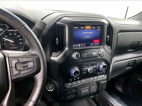 Used 2019 GMC Sierra 1500 AT4 w/ AT4 Premium Package image 17