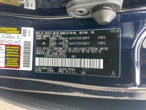 Used 2025 Toyota Sienna XLE FWD image 26