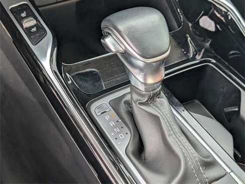 Used 2023 Kia Sorento SX Prestige image 21