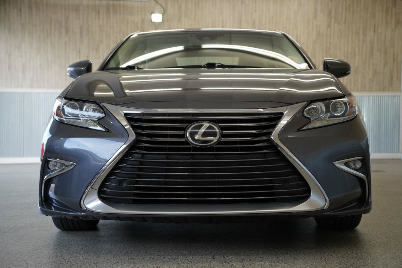 Used 2018 Lexus ES 350 w/ Premier Package FWD image 3