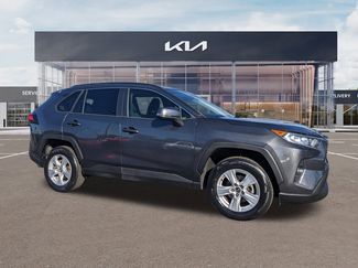 Used 2021 Toyota RAV4 XLE video 1