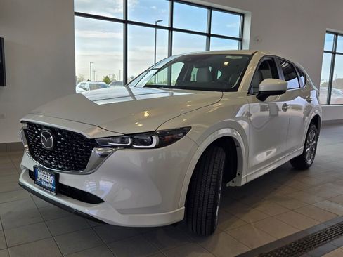 New 2025 MAZDA CX-5 AWD 2.5 S w/ Preferred Package image 3