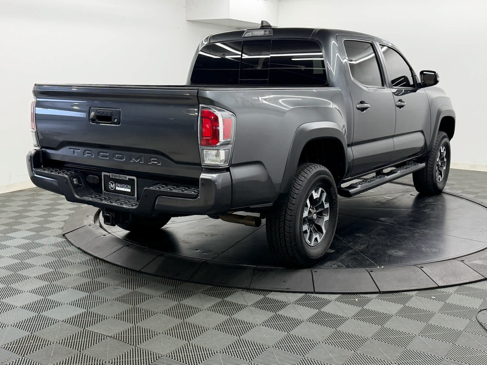 Used 2022 Toyota Tacoma TRD Off-Road w/ Technology Package RWD image 8