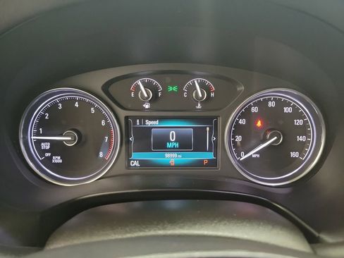 Used 2019 Buick Enclave Essence image 26