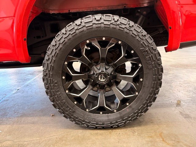 Used 2019 Ford F150 XLT w/ Equipment Group 302A Luxury AWD/4WD image 3