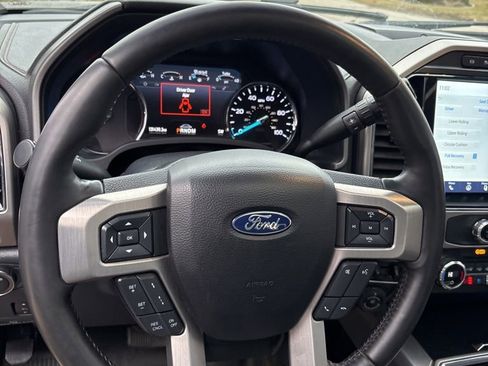 Used 2022 Ford F350 Platinum image 9