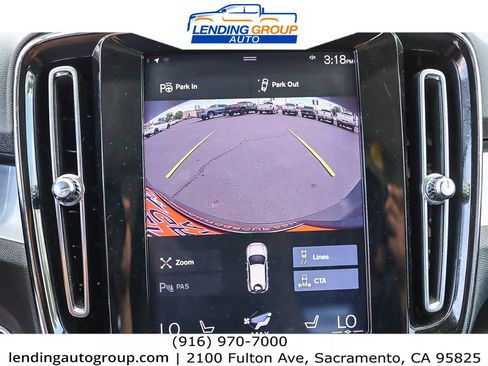 Used 2019 Volvo XC40 T5 Momentum image 23