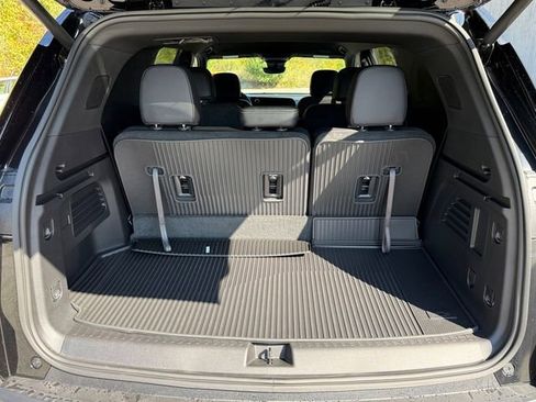 New 2026 Chevrolet Traverse LT w/ Driver Confidence Package FWD image 7