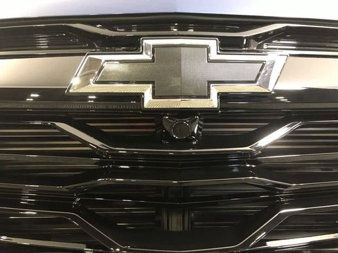 New 2026 Chevrolet Equinox RS image 3