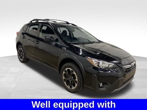Used 2021 Subaru Crosstrek 2.0i Premium image 3