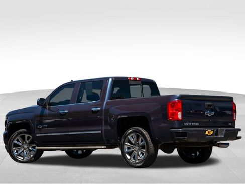 Used 2018 Chevrolet Silverado 1500 LTZ Z71 w/ Centennial Edition AWD/4WD image 7